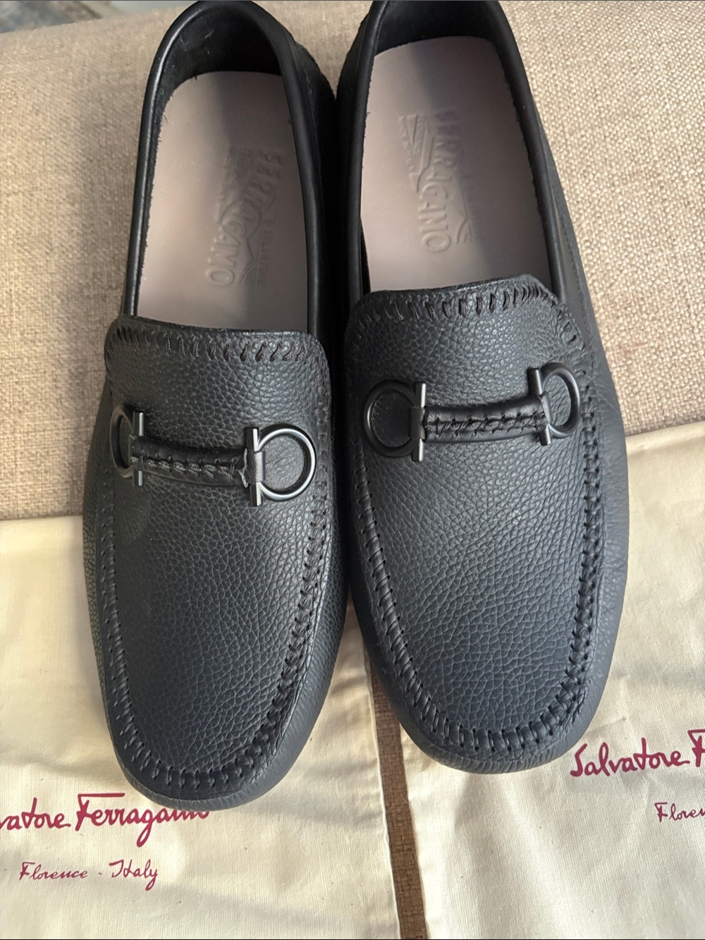 BRAND NEW Men’s Salvatore Ferragamo Black Pebbled Leather Bit Loafers Size 8.5